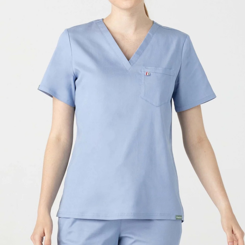 Mediclo Sal top + Catalina joggers scrub set